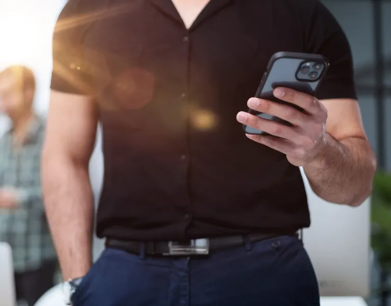 Man using linkphone softphone by IP Telecom